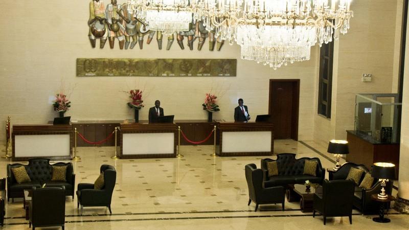 Tang Palace Hotel Accra Exteriör bild