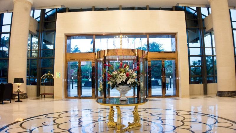 Tang Palace Hotel Accra Exteriör bild