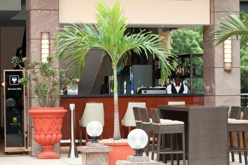Tang Palace Hotel Accra Exteriör bild